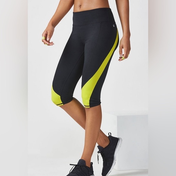 Fabletics Navassa Cropped Mid Rise Leggings Black Neon - Picture 1 of 9